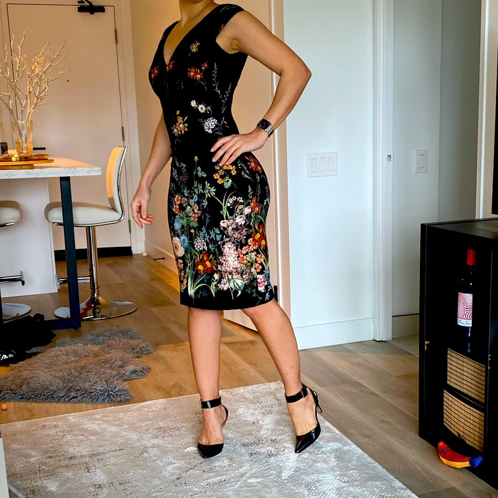 Zara midi floral bodycon dress stretchy size small